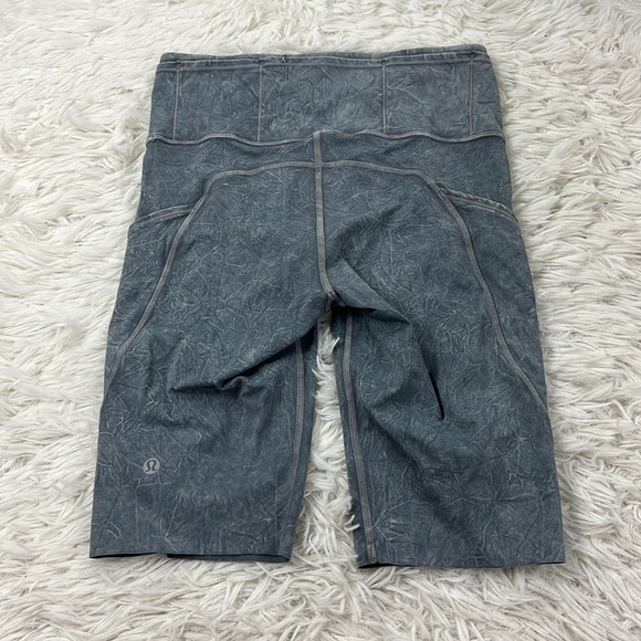 Lululemon Fast and Free Short 10" *Ice Dye Ice Wash Asphalt Grey - Picture 4 of 5
